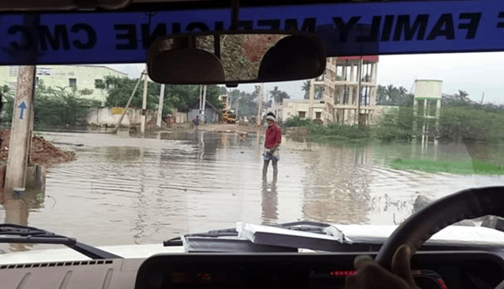 flooded road in Vellore makes getting to clinic a challenge